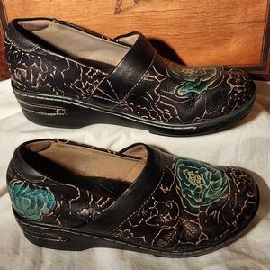 L'Artiste Elkajay Springstep clogs